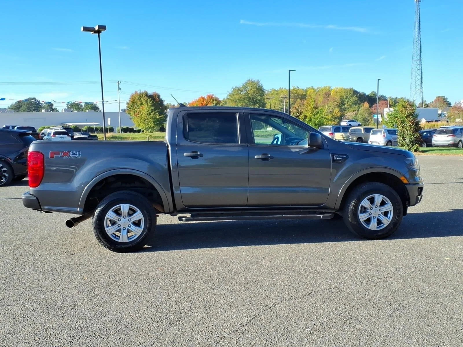 Used 2019 Magnetic Metallic Ford XLT image 12