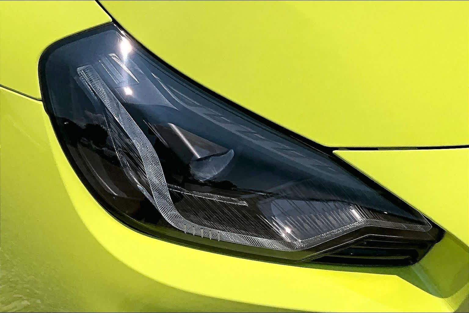 Used 2026 Sao Paulo Yellow BMW  image 36