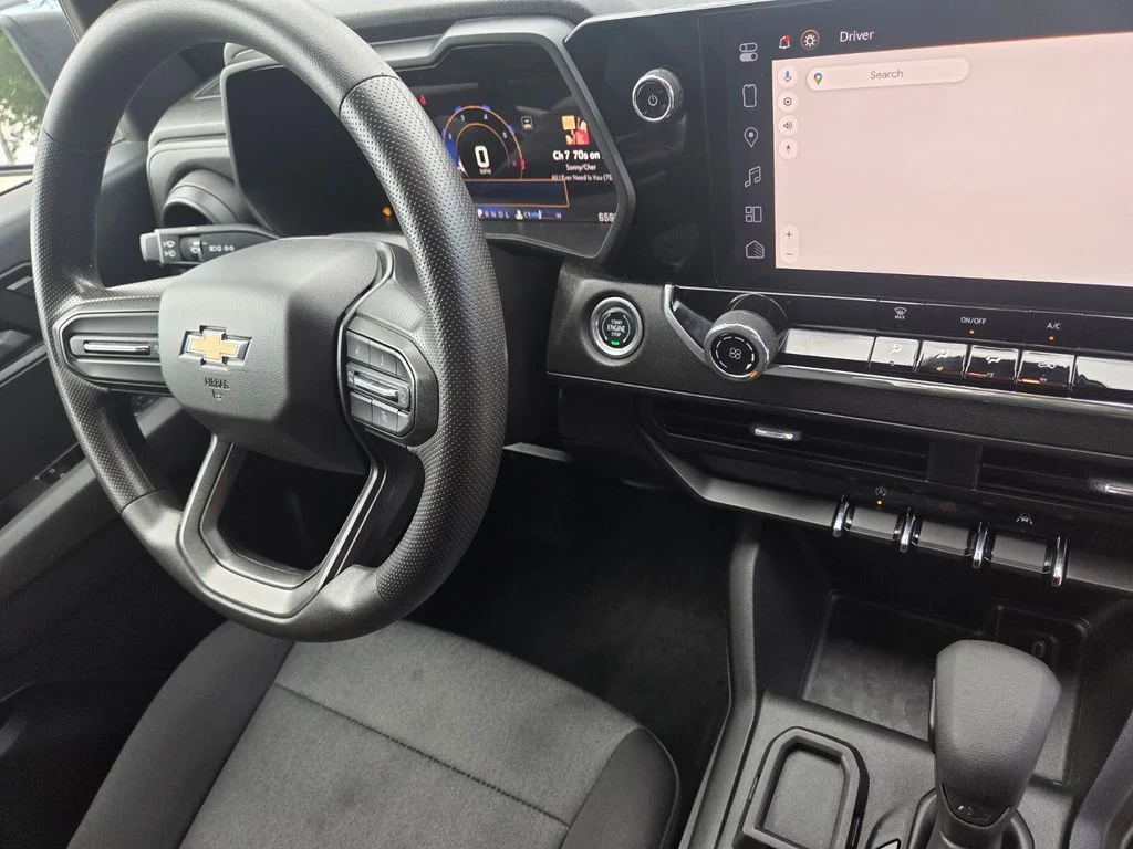 Used 2024 White Chevrolet Work Truck image 28