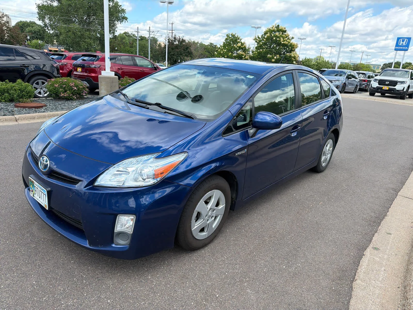 Used 2010 Blue Ribbon Metallic Toyota III image 10