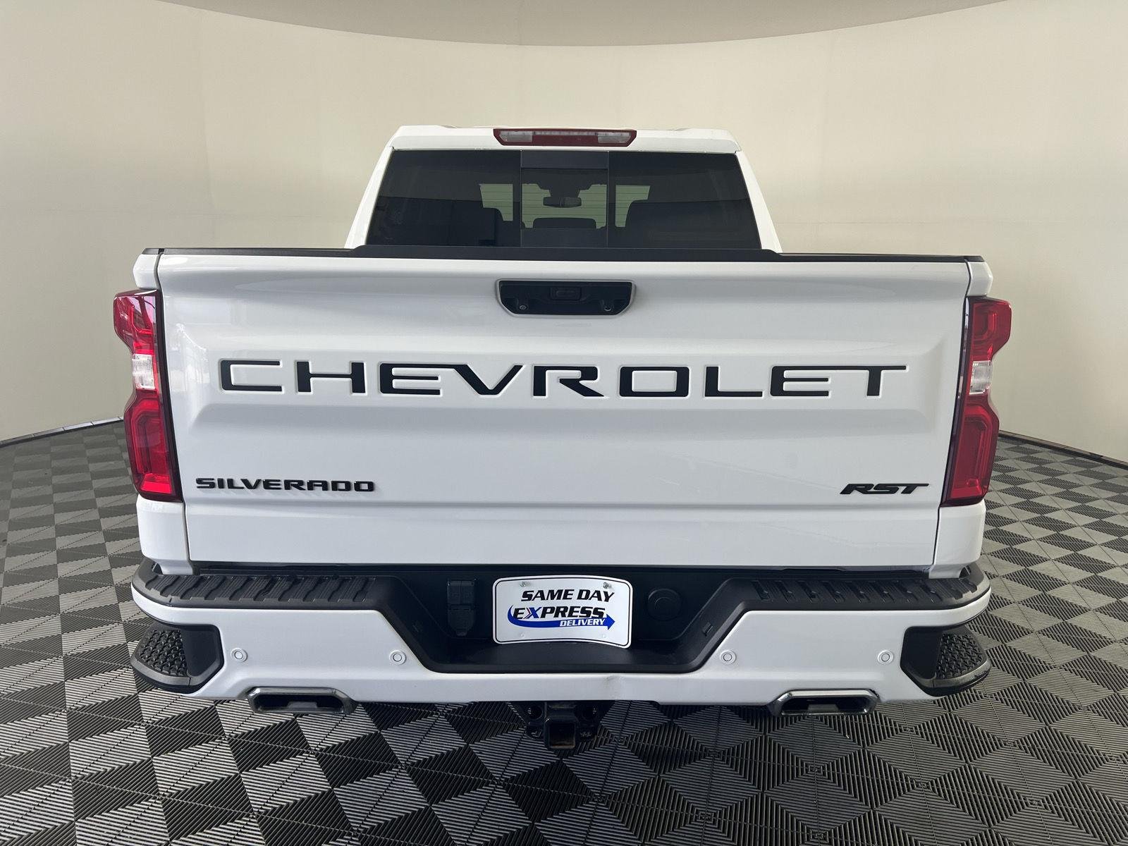 Used 2023 Summit White Chevrolet RST image 24