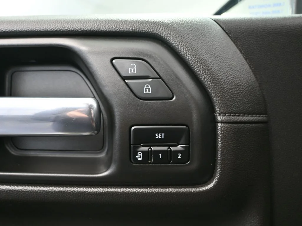 Used 2020 Brown Chevrolet High Country image 23