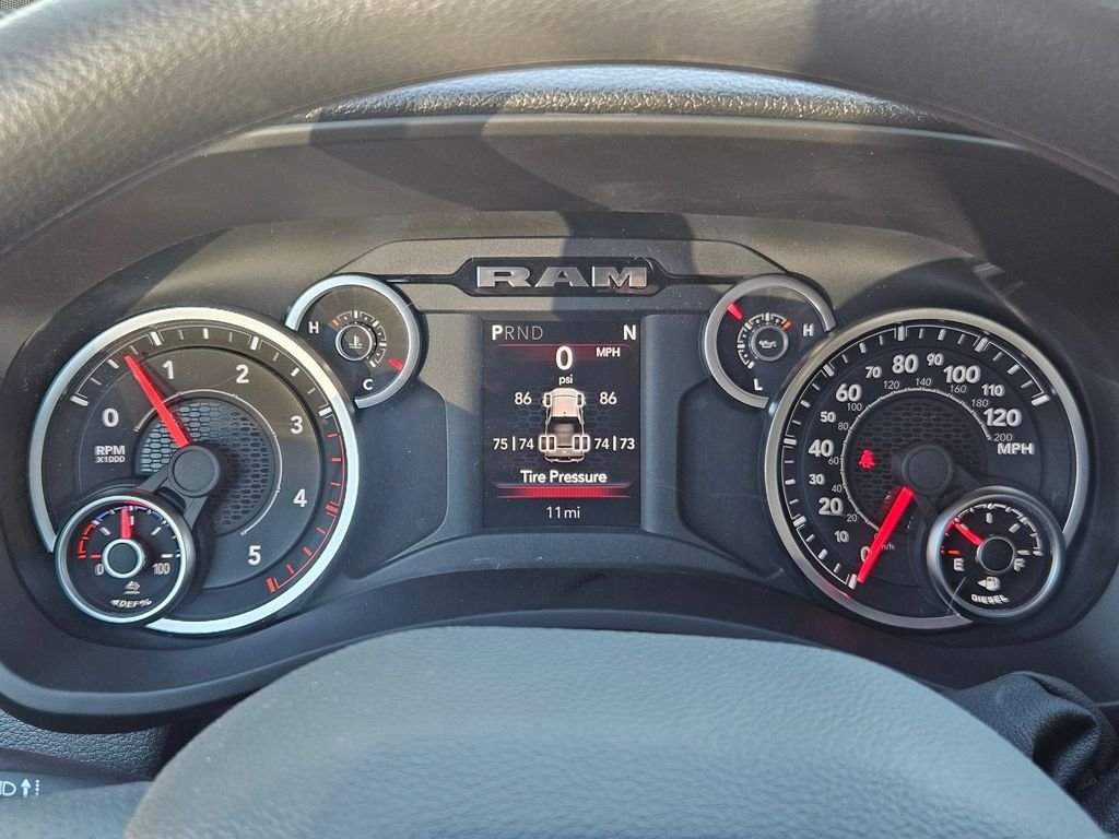 New 2026 Bright White Clear-Coat Exterior Paint RAM Tradesman image 23