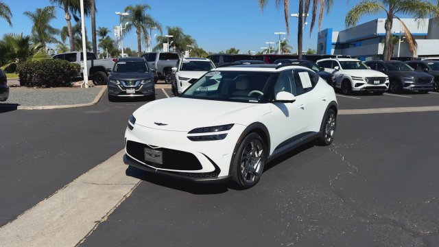 Used 2023 White Genesis Performance image 4