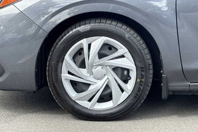 Used 2024 Gray Subaru Base image 30