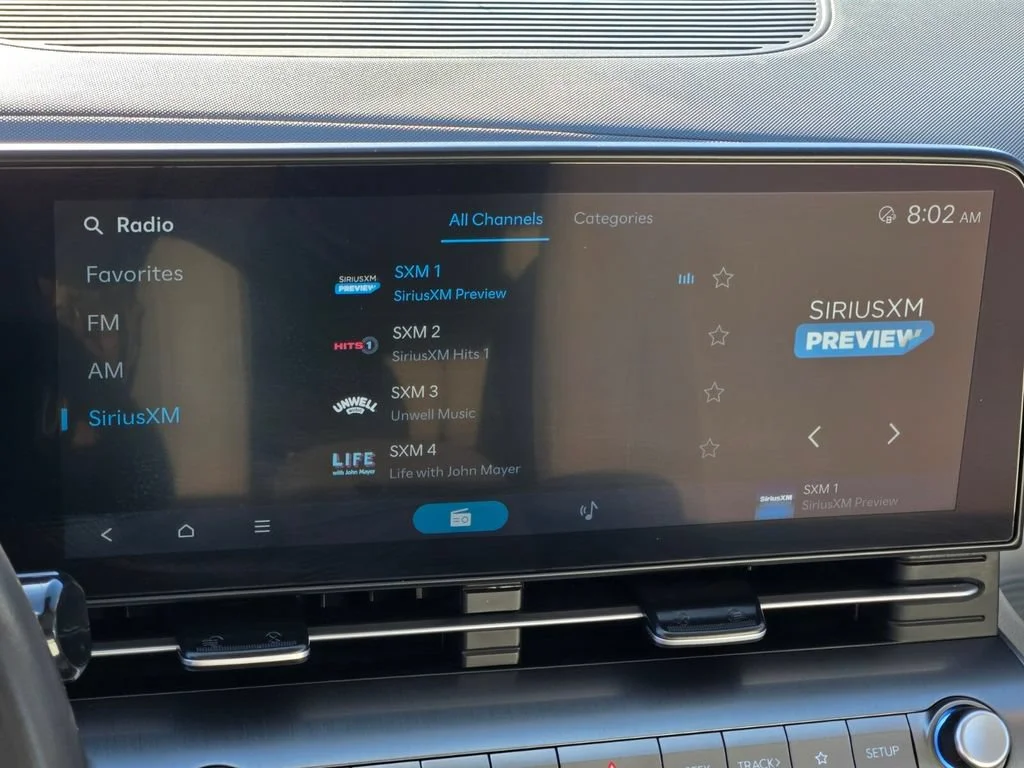 Used 2024 Atlas White Hyundai SEL image 19