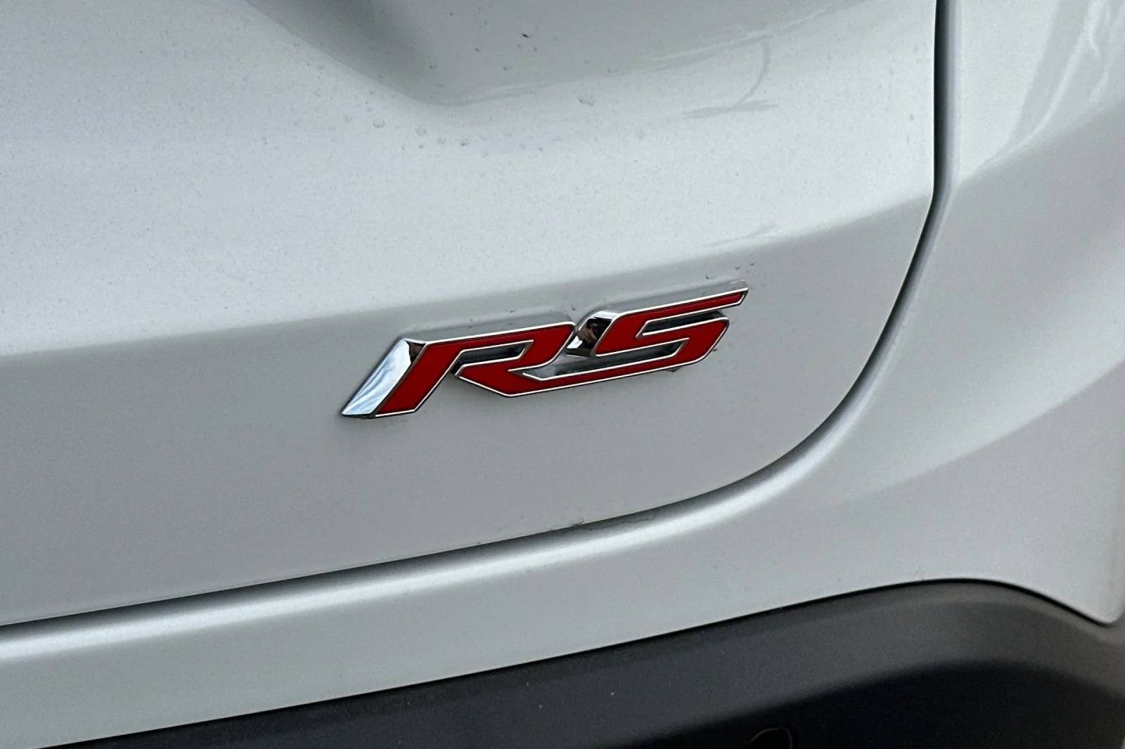 New 2026 Summit White Chevrolet 1RS image 26