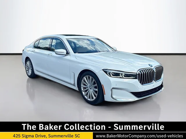 2022 BMW 7 Series 740i