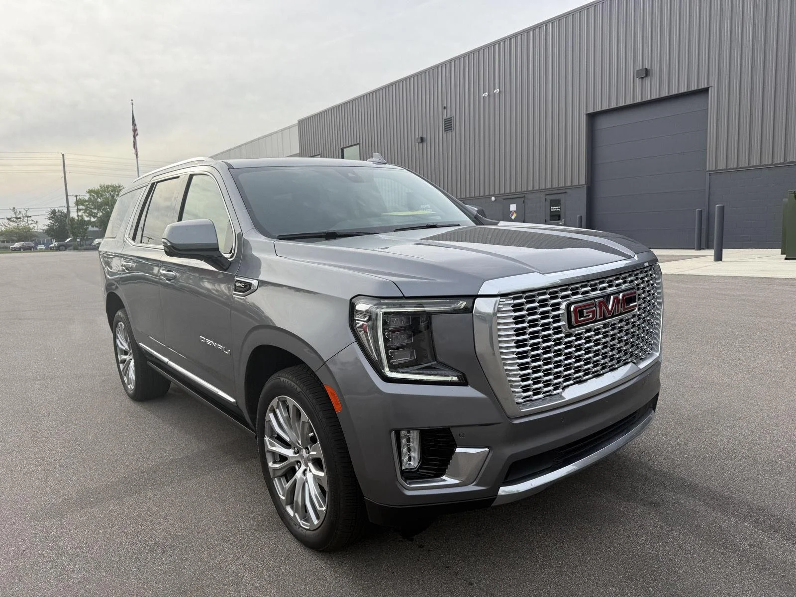 2022 GMC Yukon 4WD Denali's photo