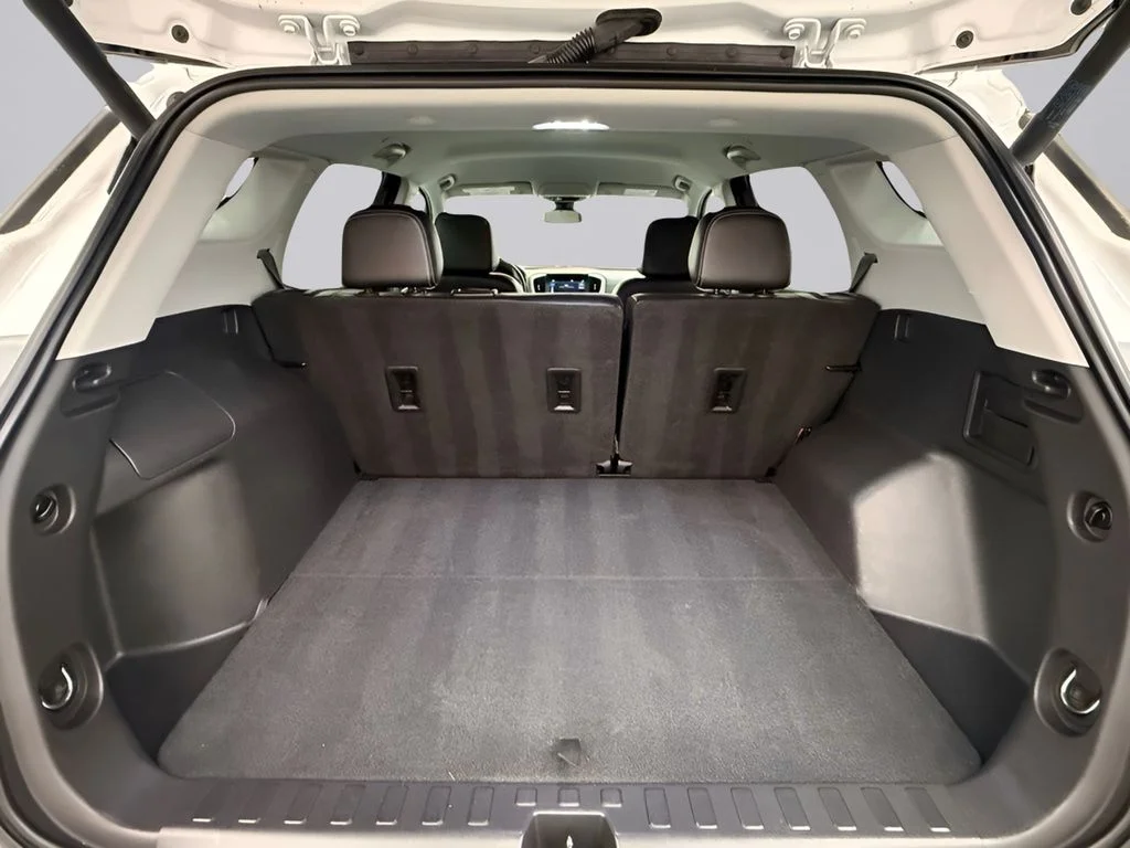 2022 GMC Terrain SLT - Photo 28