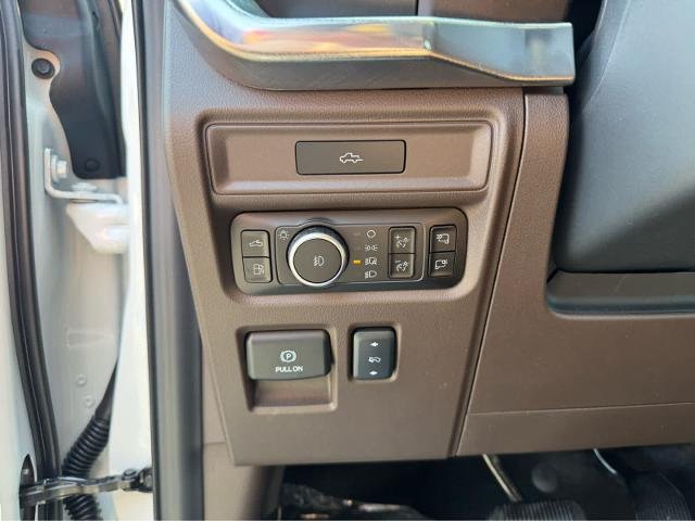 New 2026 Star White Metallic Tri-Coat Ford King Ranch® image 15