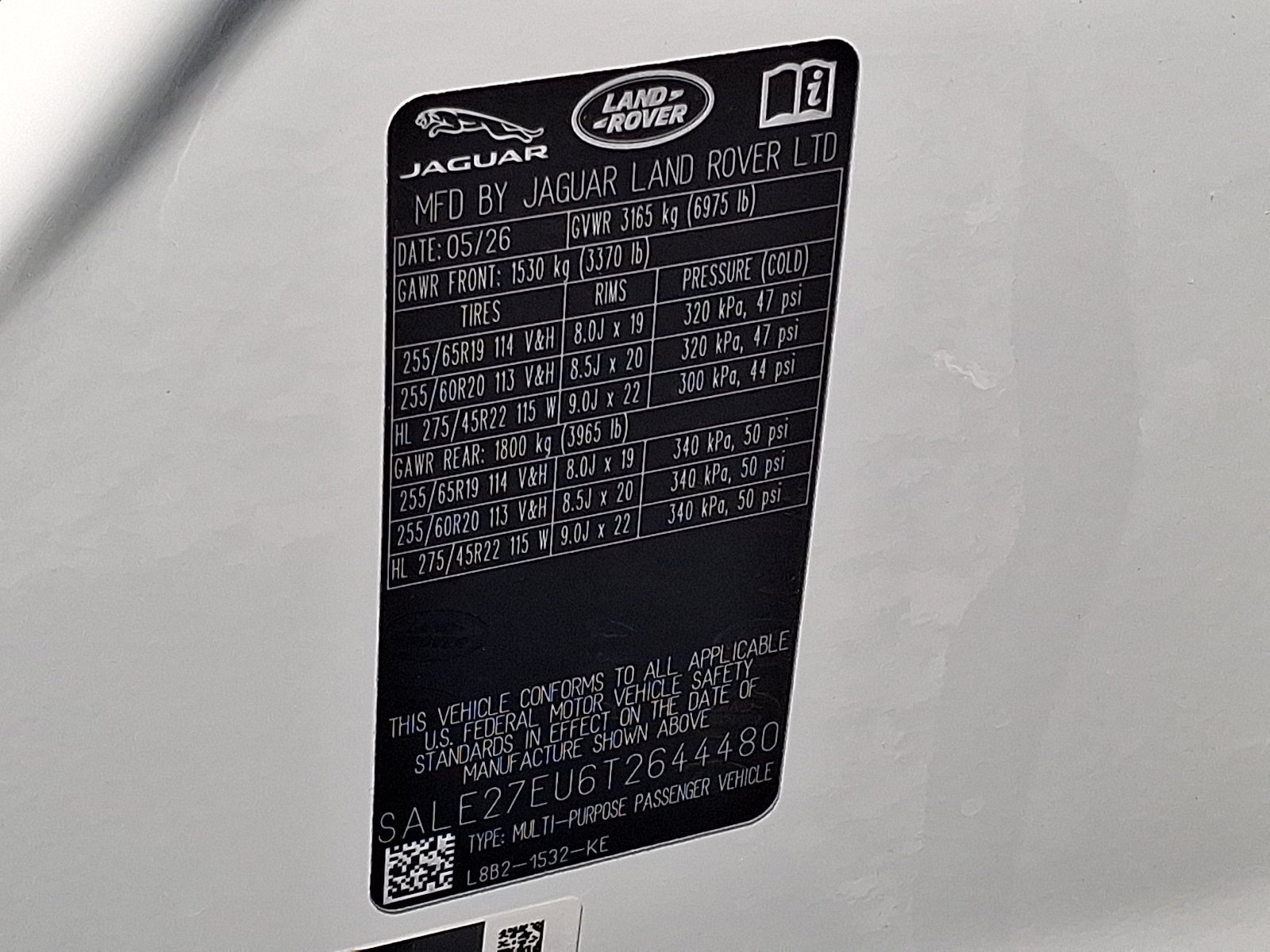New 2026 Fuji White LAND ROVER X-Dynamic SE image 18