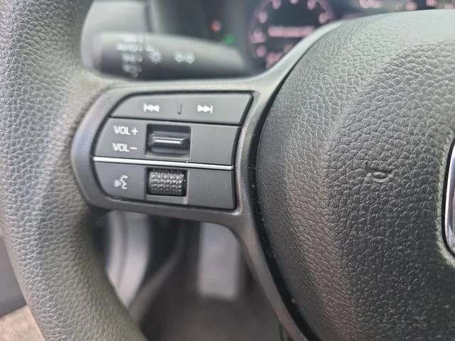Used 2025 Gray Honda SE image 18
