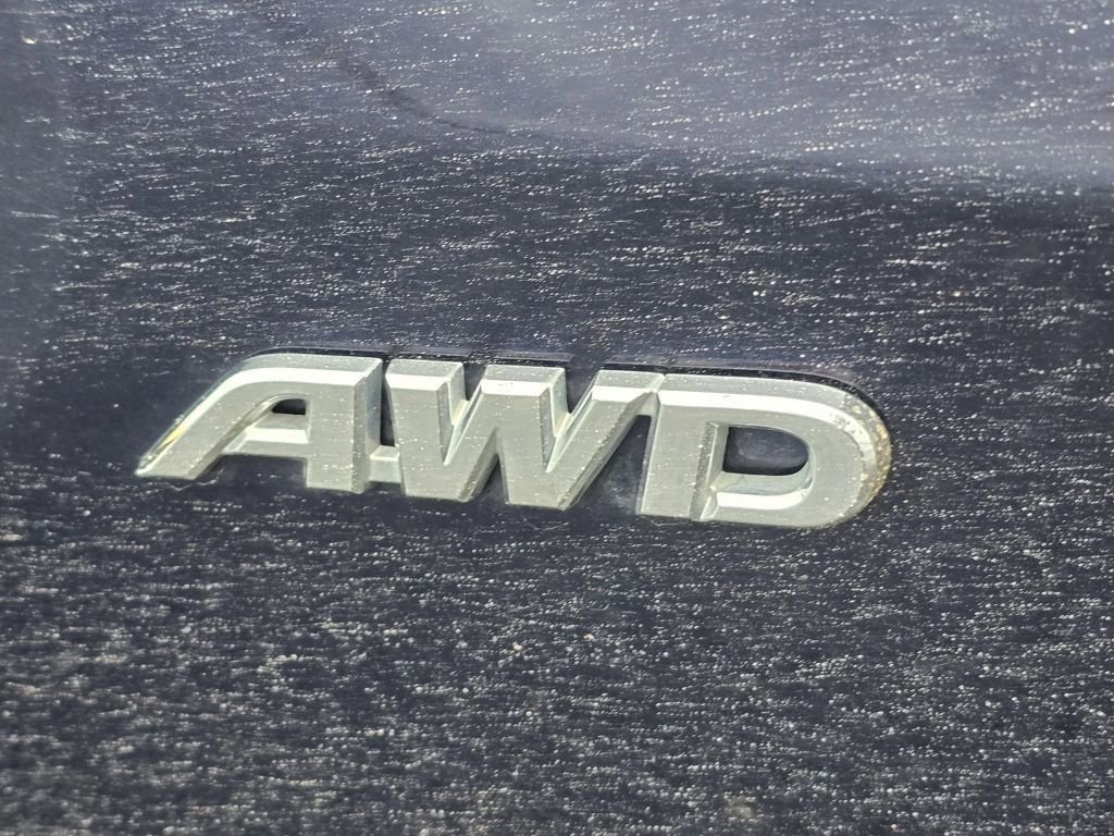 2024 Toyota RAV4 XLE - Photo 24