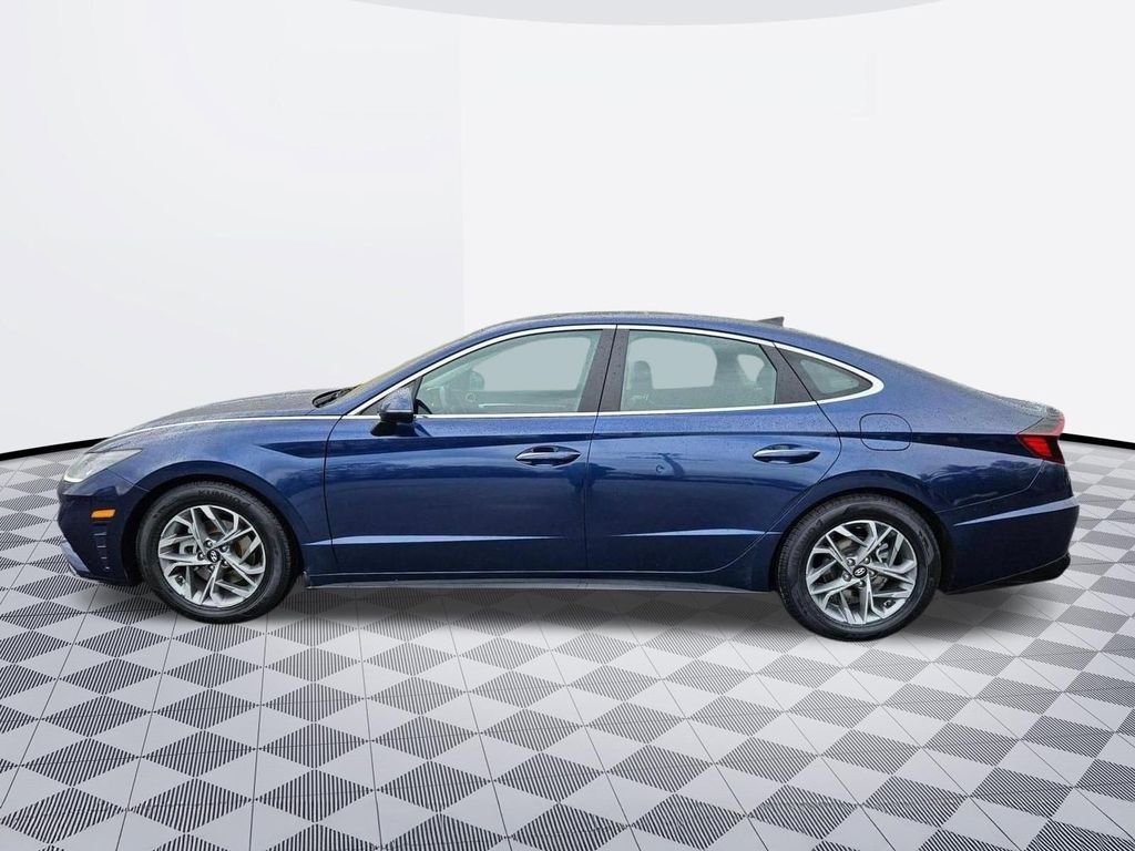 Used 2020 Stormy Blue Hyundai SEL image 3