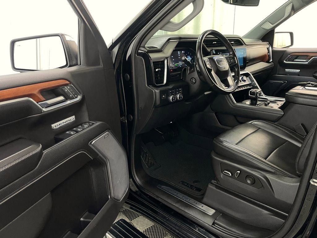 Used 2022 Onyx Black GMC Denali image 29