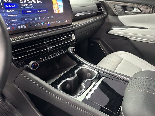 2026 Chevrolet Traverse High Country - Photo 25