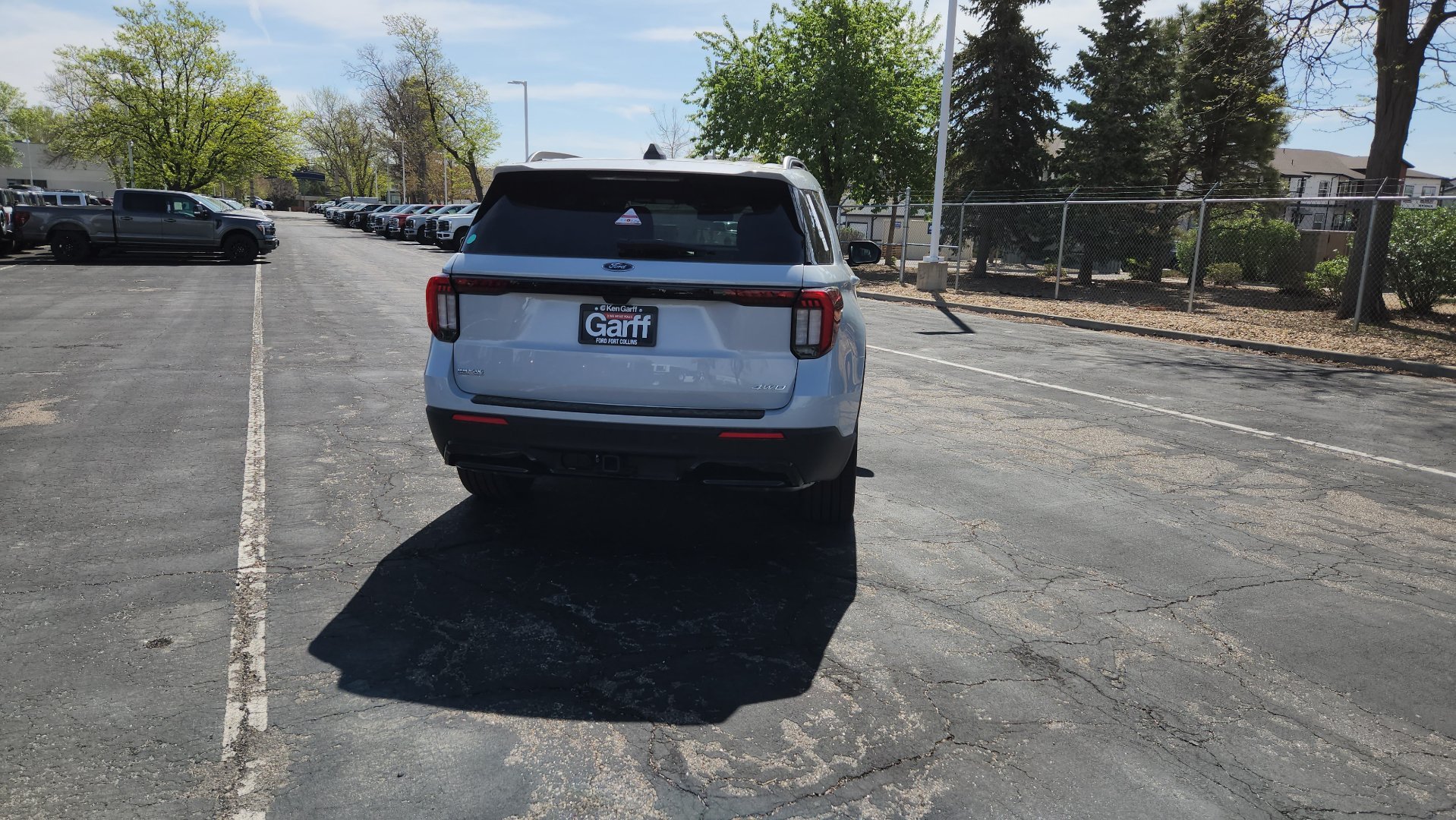 2026 Ford Explorer ST-Line - Photo 11