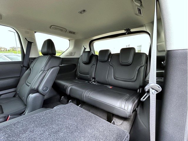 New 2026 RADIANT WHITE INFINITI Pure 4WD image 20