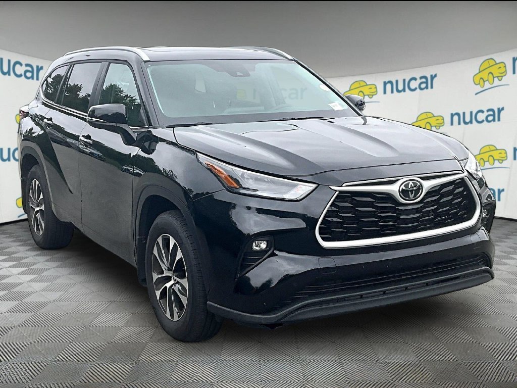 Used 2026 Black Toyota XLE image 1