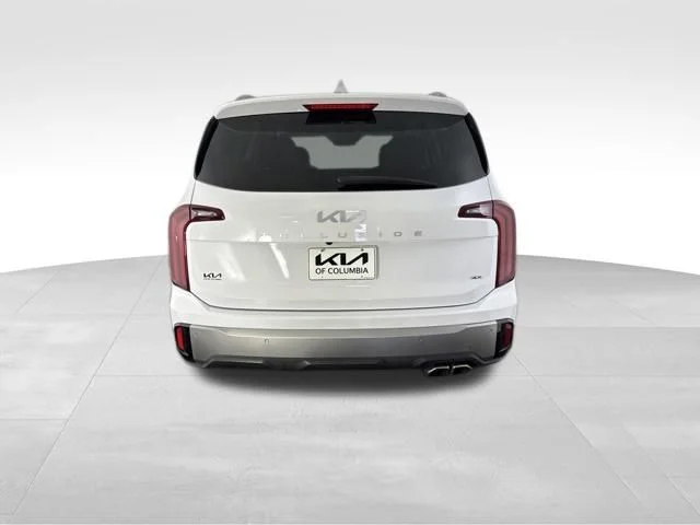 Used 2024 White Kia S image 8