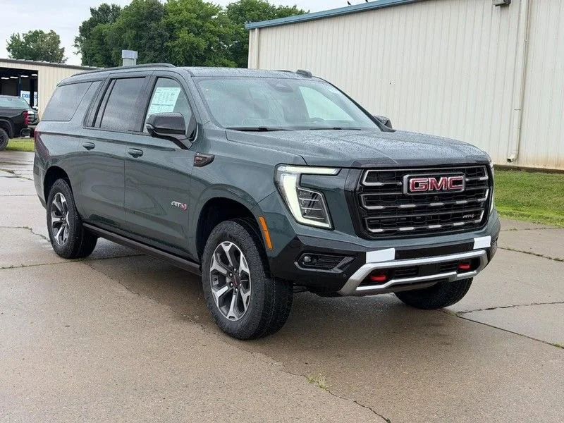 2026 GMC Yukon 4WD AT4 Ultimate AWD's photo