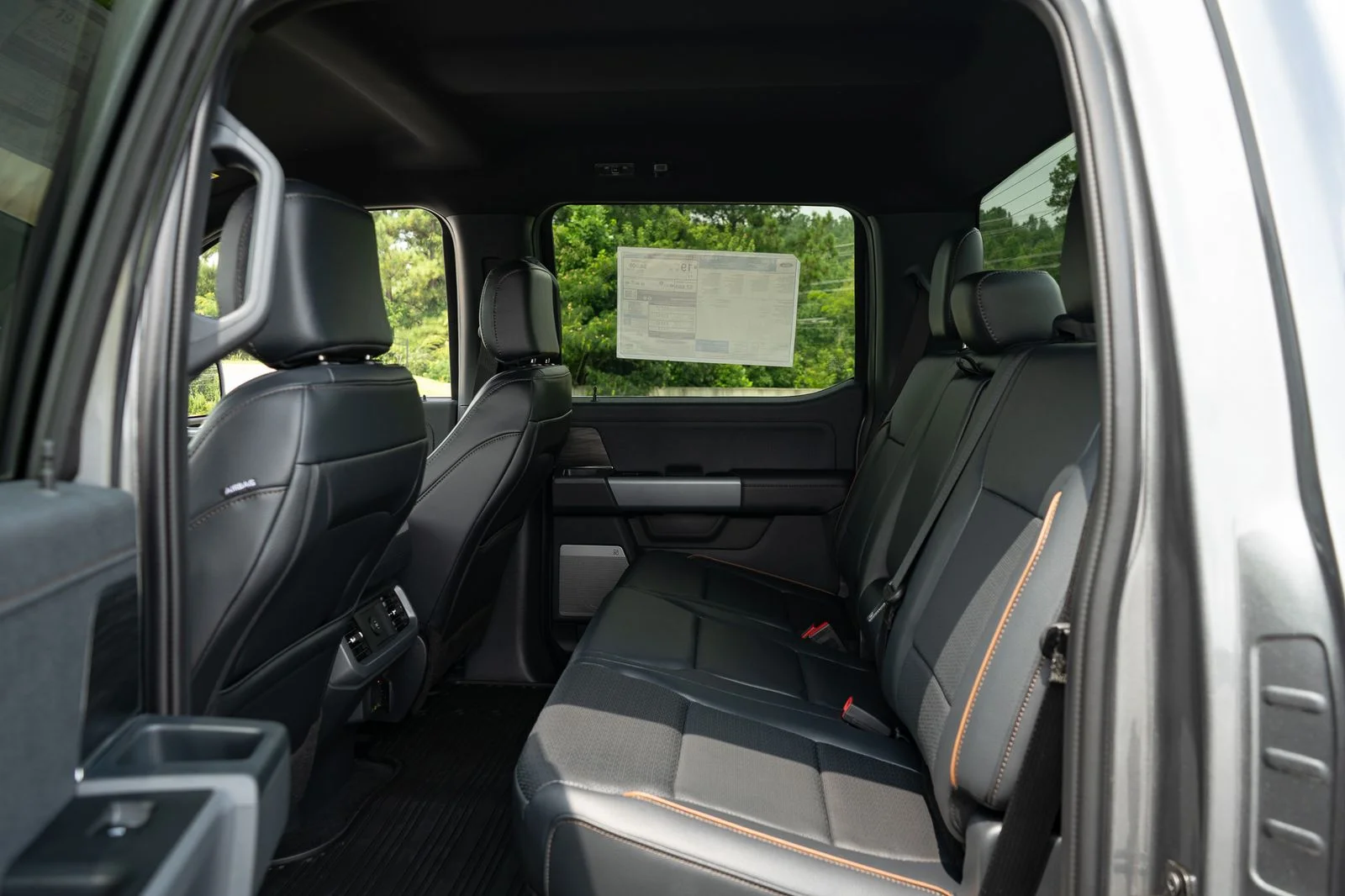 New 2026 Carbonized Gray Metallic Ford Lariat® image 18