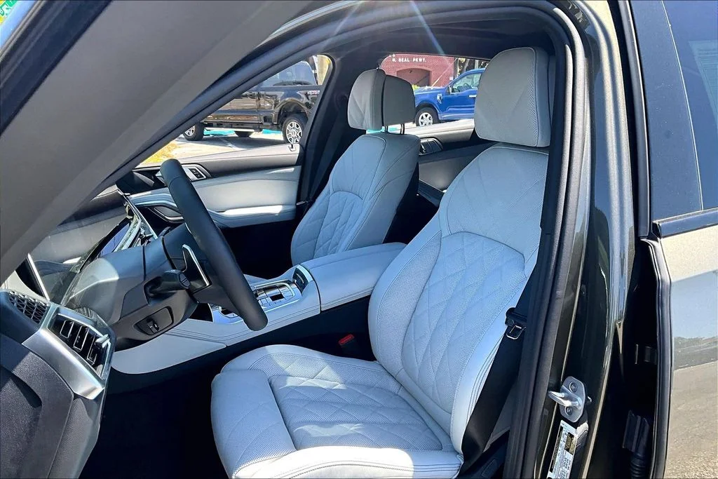 New 2027 BMW X6 xDrive40i