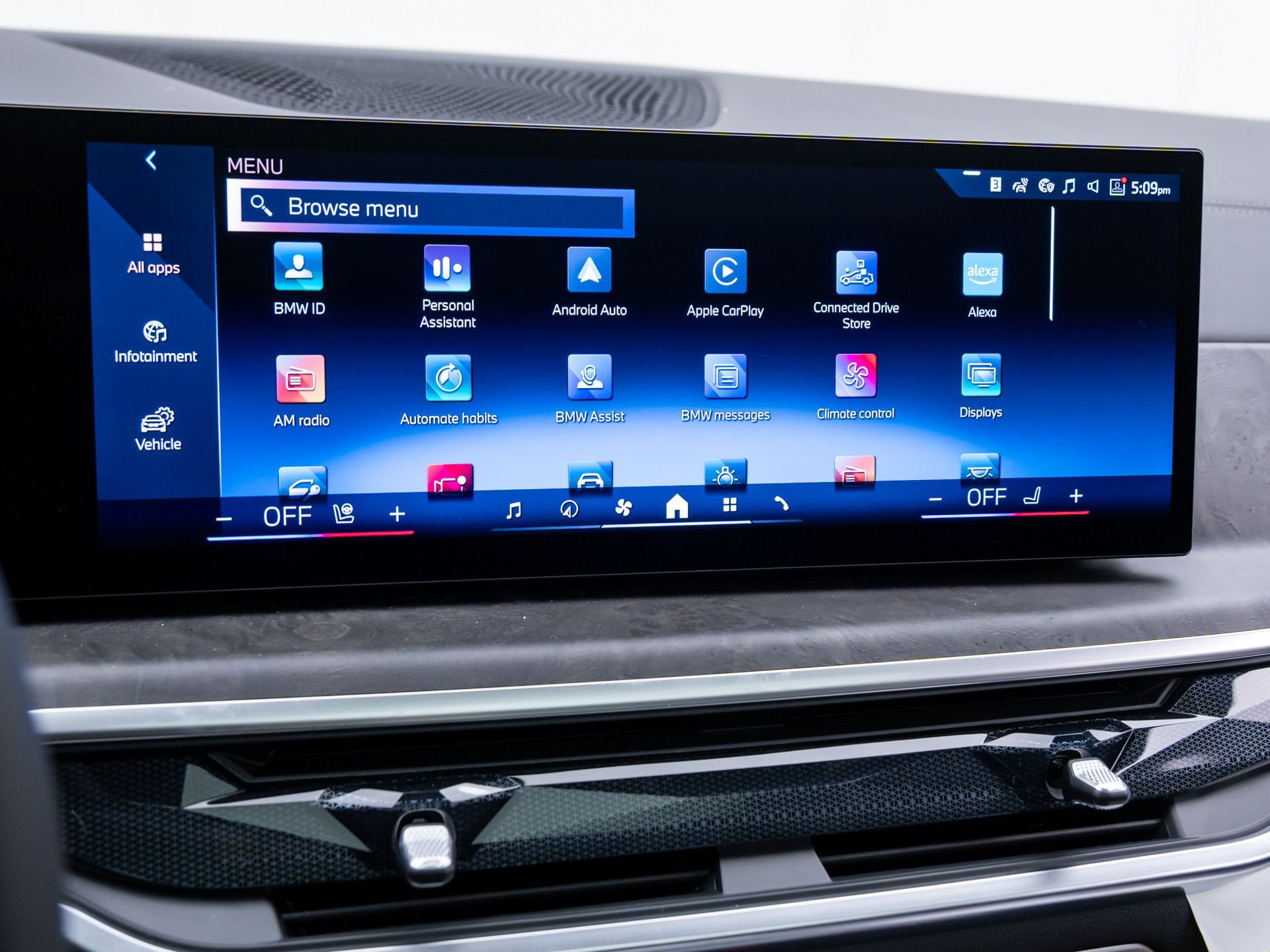 New 2026 Black Sapphire Metallic BMW xDrive40i image 21