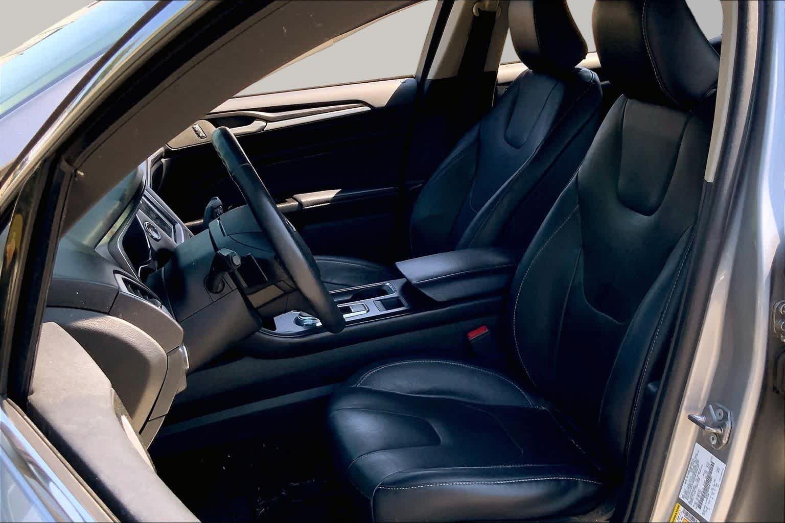 Used 2020 Iconic Silver Metallic Ford Titanium image 8