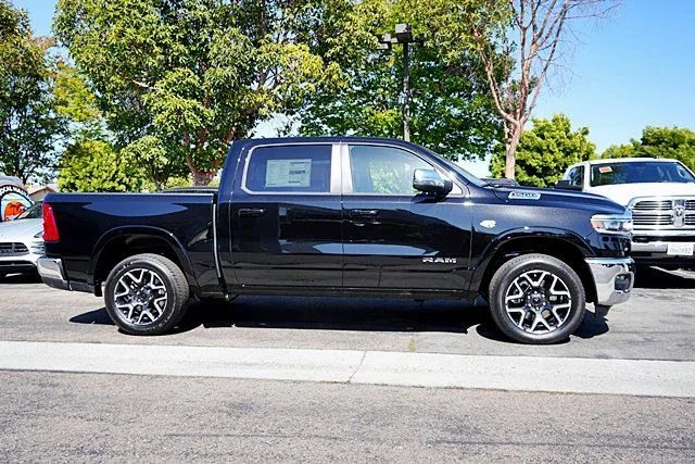 New 2026 Diamond Black Crystal Pearl-Coat Exterior Paint RAM Laramie image 7