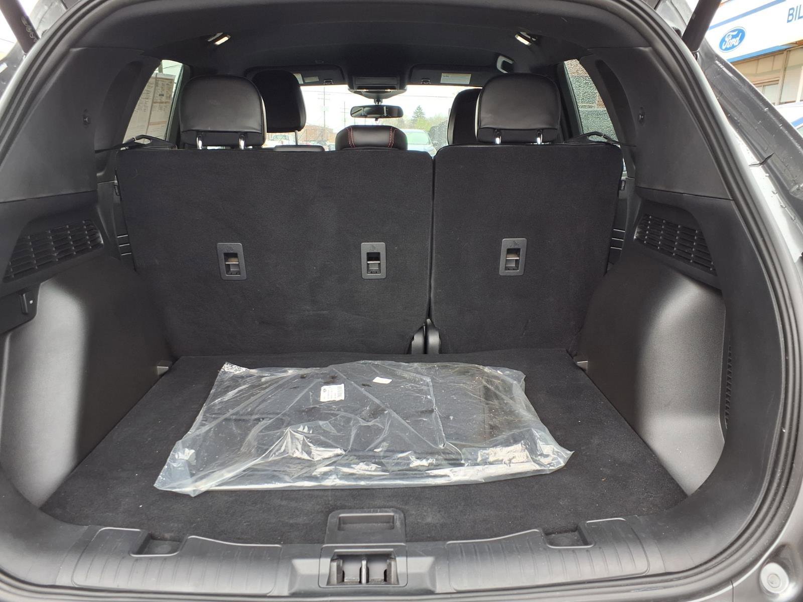 Used 2024 Carbonized Gray Metallic Ford ST-Line image 20