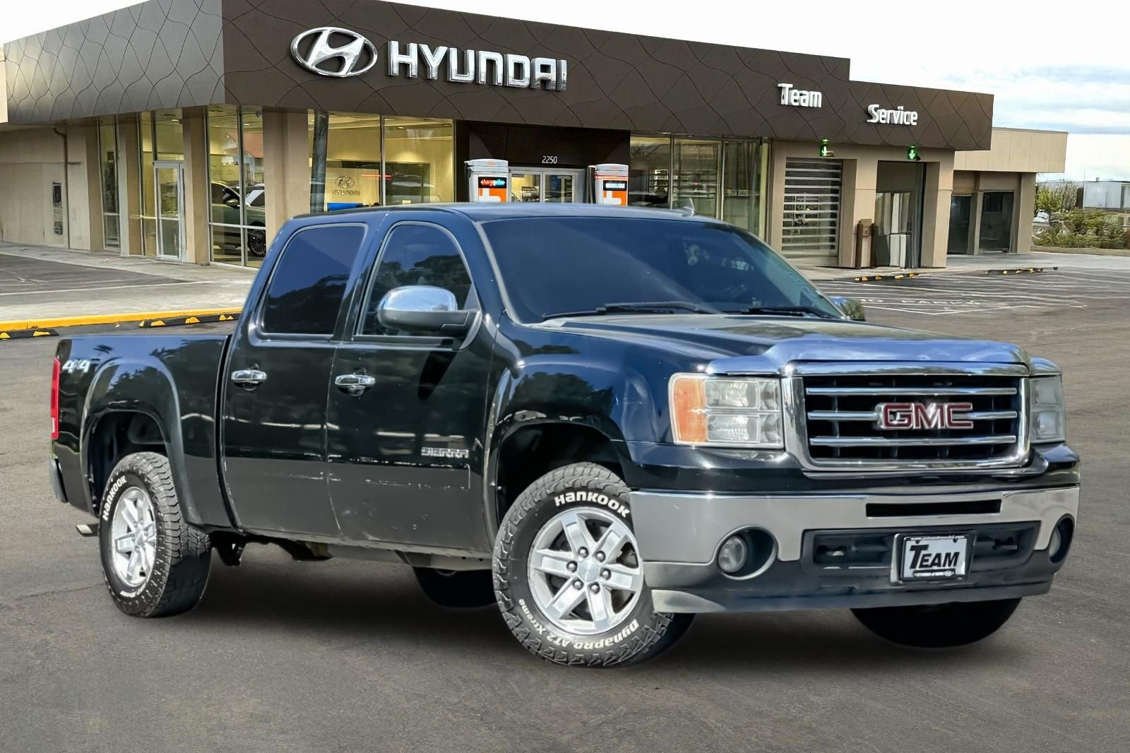 Used 2012 GMC Sierra 1500 SLE with VIN 3GTP2VE72CG299891 for sale in Bend, OR