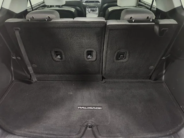 Used 2020 Black Hyundai SEL image 19