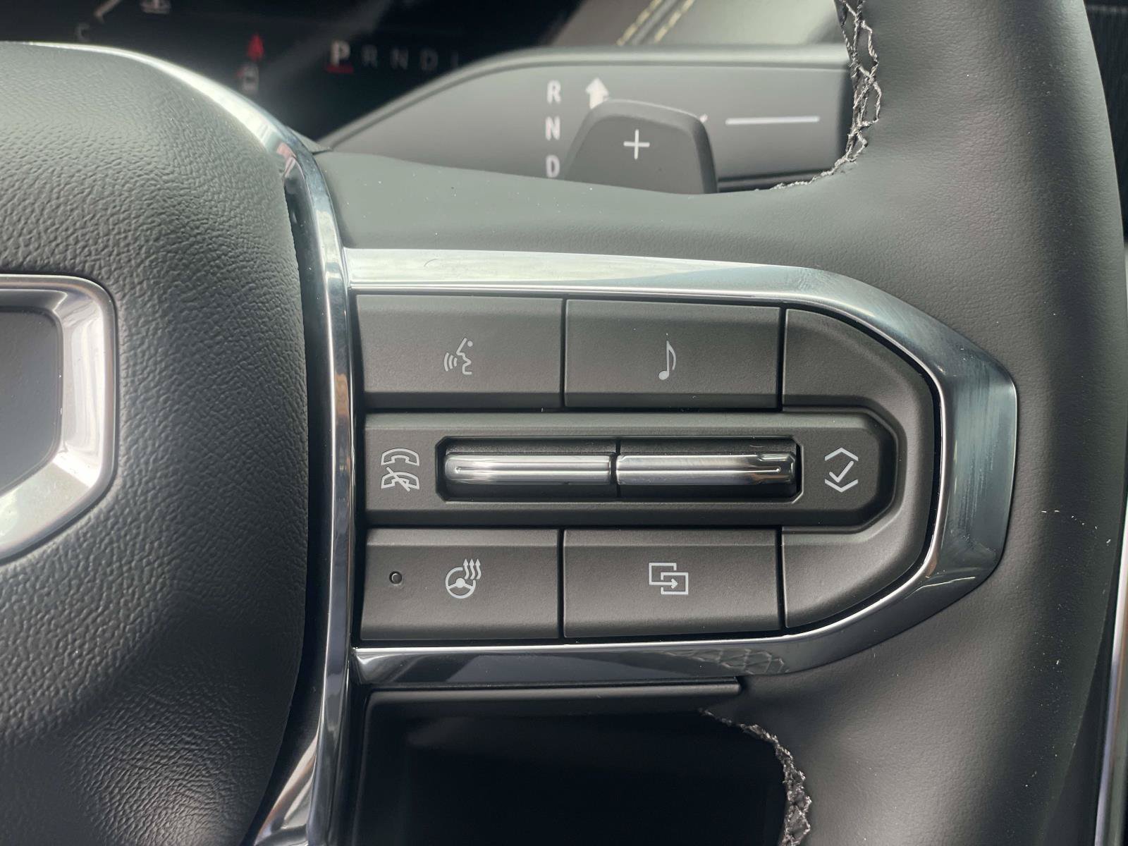2026 GMC Yukon XL Elevation - Photo 12