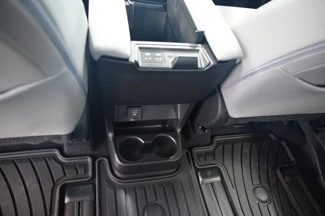 2026 Toyota Sienna XLE - Photo 28