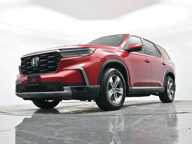 Used 2024 Radiant Red Met Honda EX-L 8 Passenger image 26