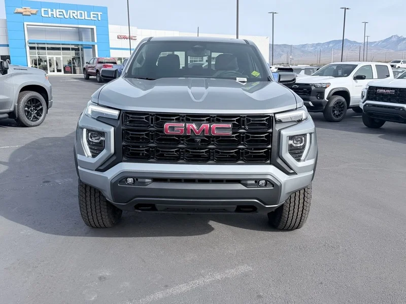 New 2026 Sterling Metallic GMC Elevation image 8