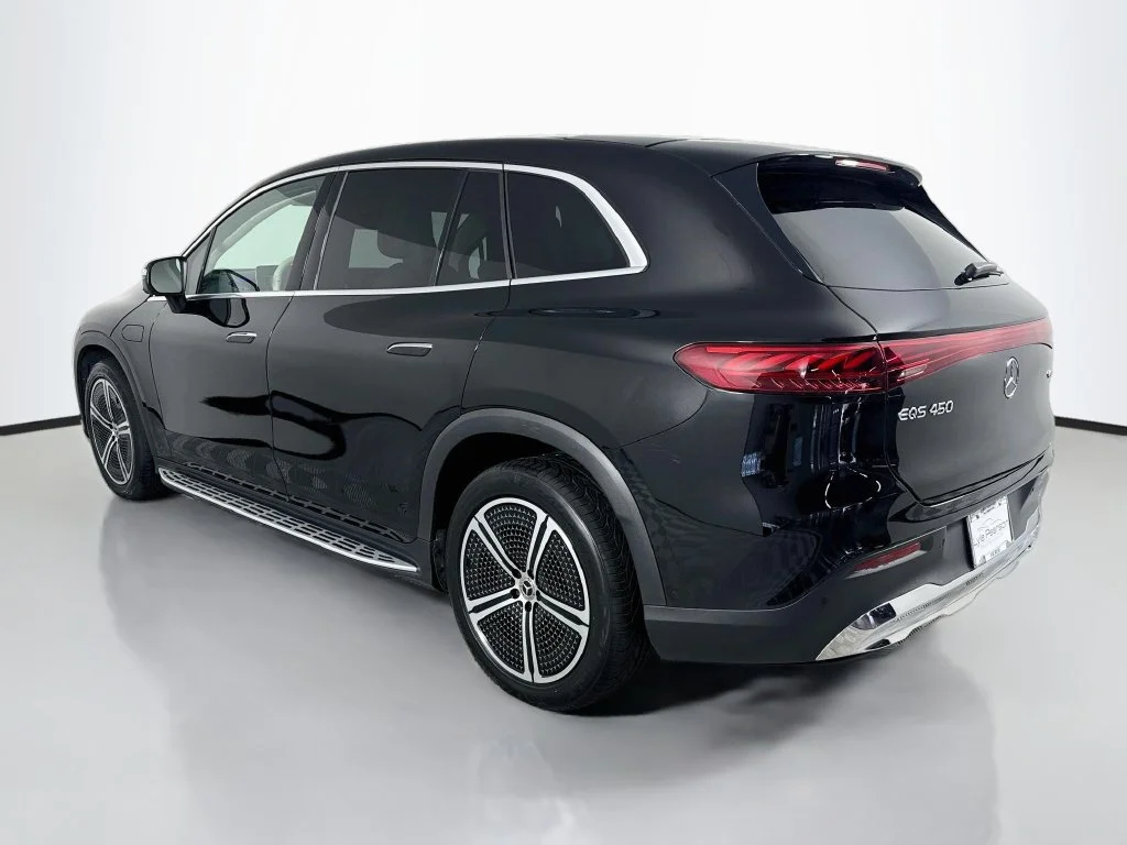 Used 2023 Obsidian Black Metallic Mercedes-Benz 450 image 3