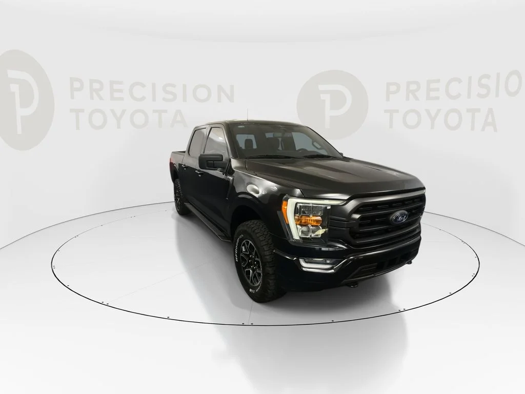 Used 2023 Black Metallic Ford XLT image 3