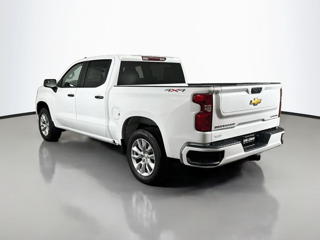 New 2026 Summit White Chevrolet Custom image 5