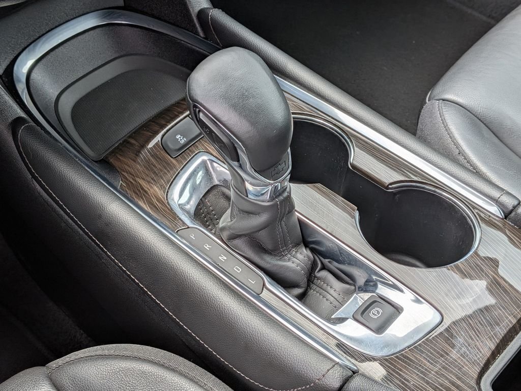 Used 2024 Gray Chevrolet LT image 20