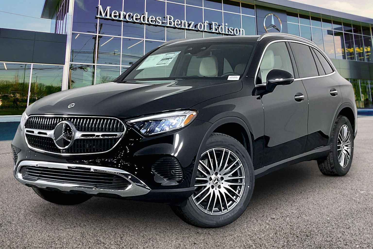 New 2026 Black Mercedes-Benz GLC 300 image 15