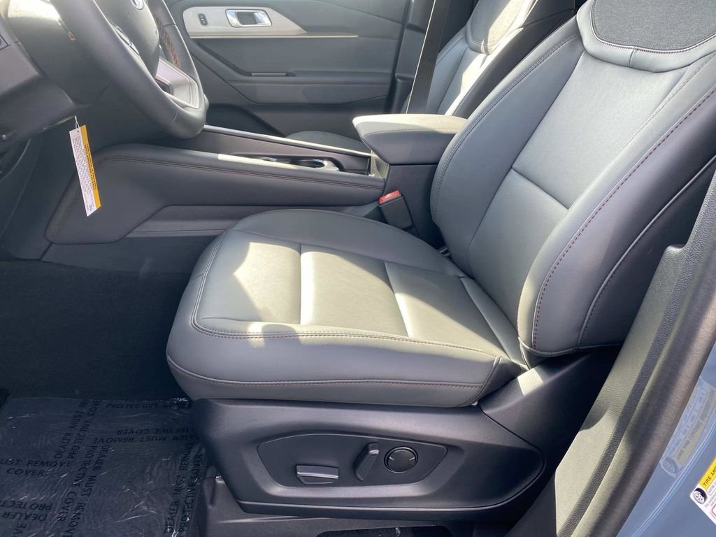 2026 Ford Explorer - Photo 14