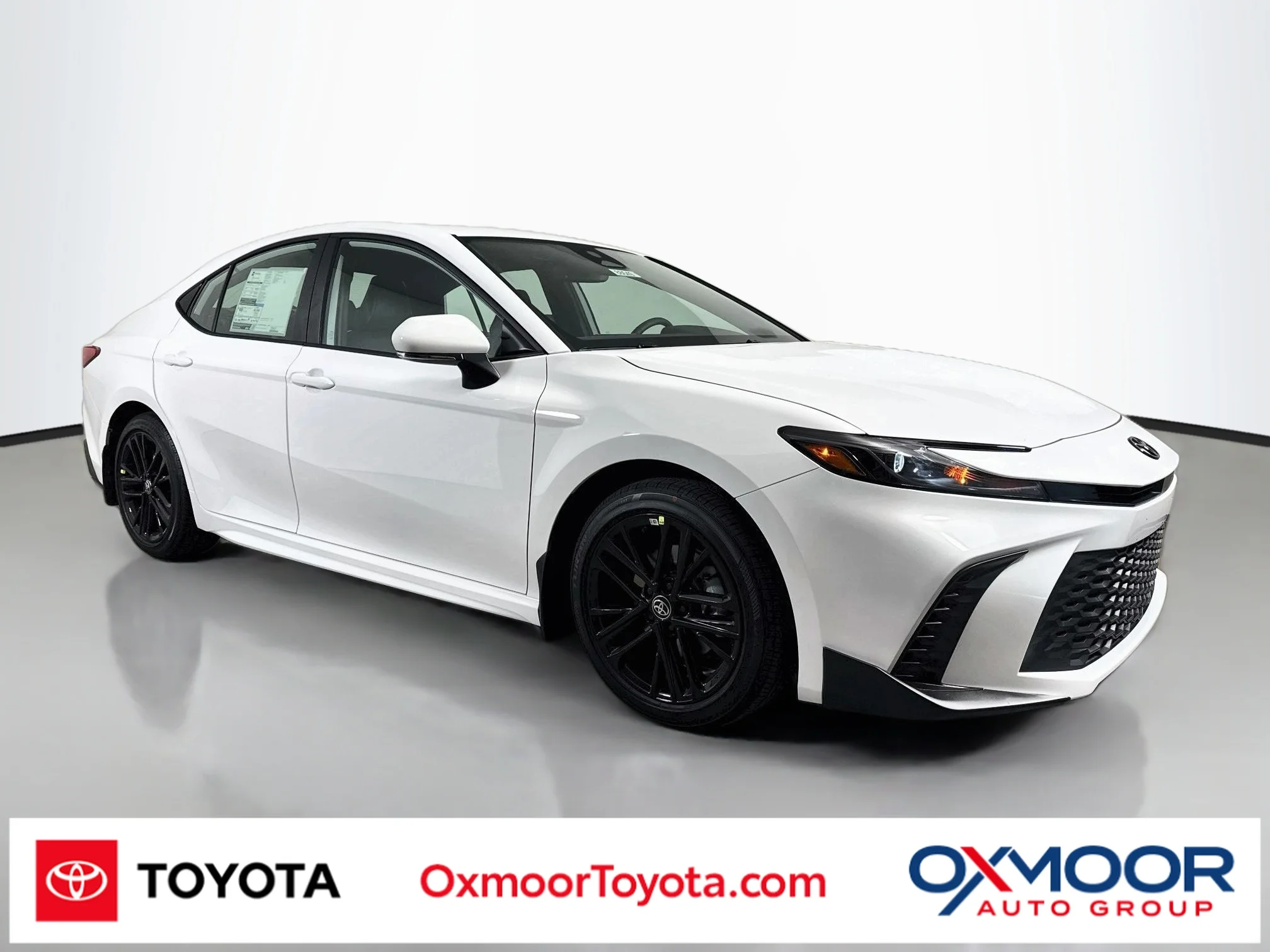 New 2026 Ice Cap Toyota SE image 1