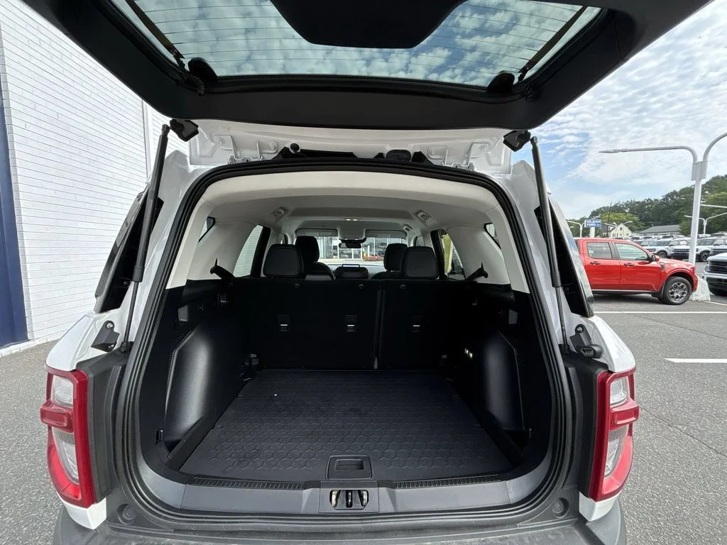 Used 2022 White Ford Big Bend image 20