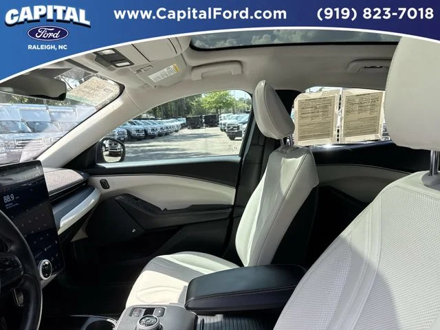 Used 2023 White Ford Premium image 22