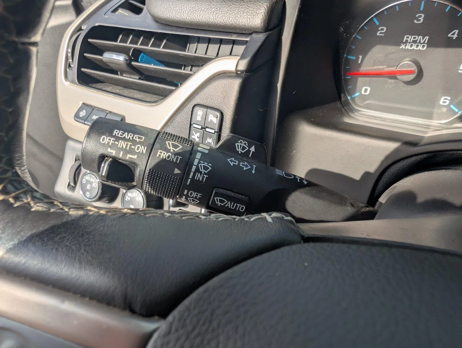 Used 2019 Satin Steel Metallic GMC Denali image 29