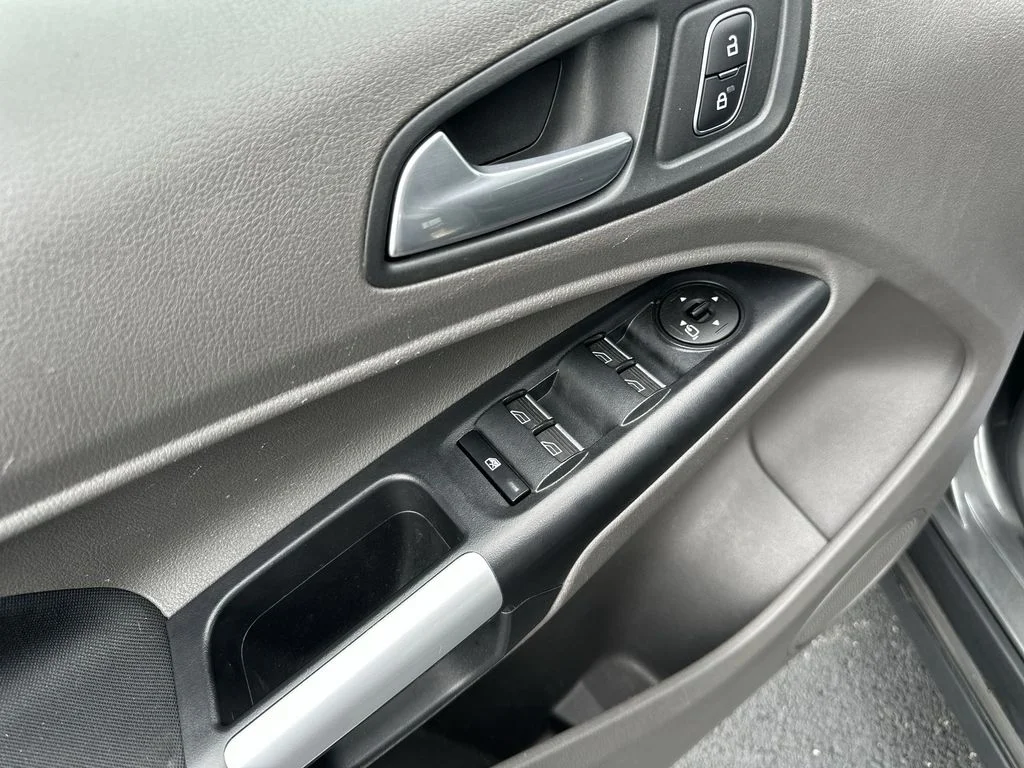 Used 2023 Gray Ford XLT image 19
