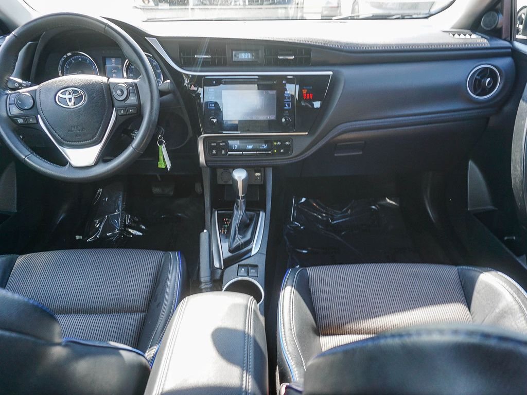 Used 2018 White Toyota SE image 14